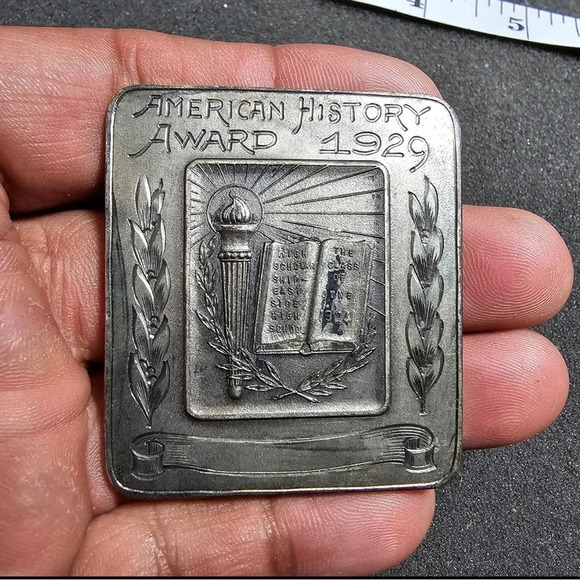 Vintage 1929 American History Award Medal Plaque Silver Tone Hand Engraved - Picture 1 of 4